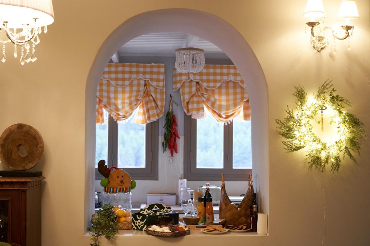 Dandy Villas Dimitsana - A Family Ideal Charming Home In A Quaint Historic Neighborhood - 2 Fireplaces For Romantic Nights المظهر الخارجي الصورة