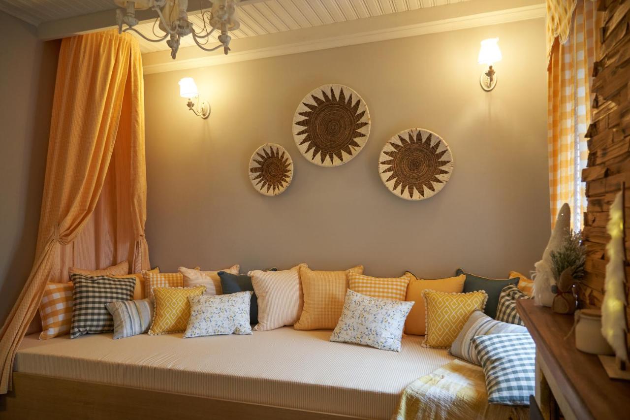 Dandy Villas Dimitsana - A Family Ideal Charming Home In A Quaint Historic Neighborhood - 2 Fireplaces For Romantic Nights المظهر الخارجي الصورة