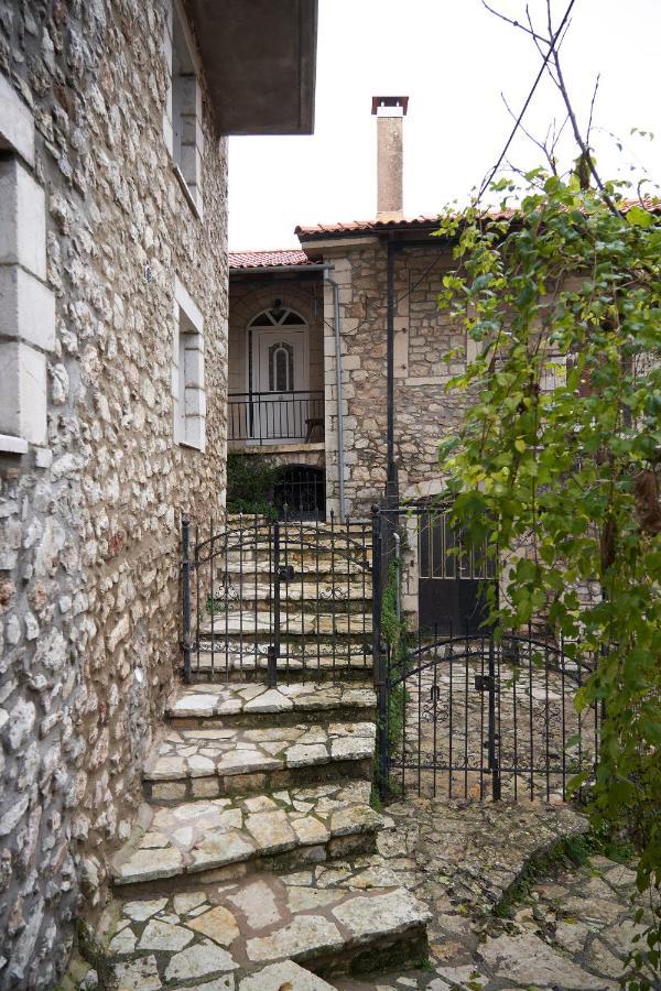 Dandy Villas Dimitsana - A Family Ideal Charming Home In A Quaint Historic Neighborhood - 2 Fireplaces For Romantic Nights المظهر الخارجي الصورة