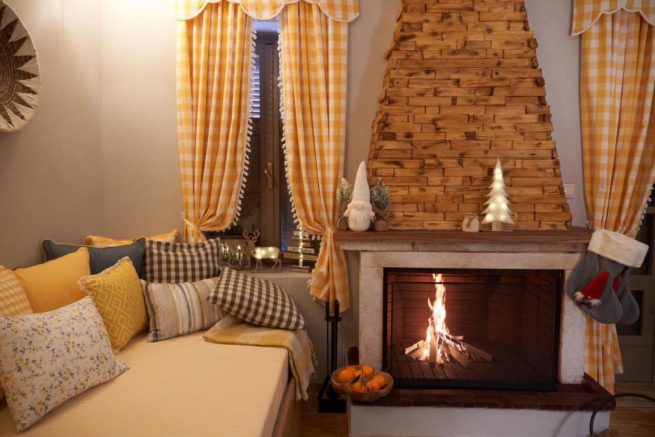 Dandy Villas Dimitsana - A Family Ideal Charming Home In A Quaint Historic Neighborhood - 2 Fireplaces For Romantic Nights المظهر الخارجي الصورة